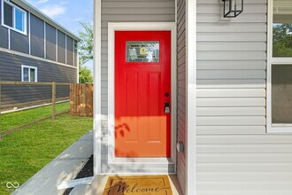 35 S Bradley Ave in Indianapolis, IN - Building Photo - Building Photo