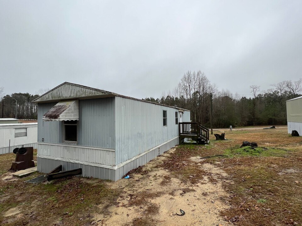 86 Pine Forest Loop in Louisburg, NC - Building Photo