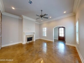 405 Dunvegan Ct in Lafayette, LA - Building Photo - Building Photo