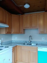 2 Kiwanis St in Hayward, CA - Building Photo - Building Photo
