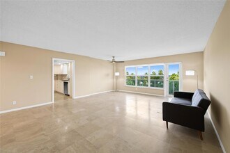 3900 Galt Ocean Dr, Unit 309 in Fort Lauderdale, FL - Building Photo - Building Photo