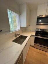 2238 Manchester Ave in Encinitas, CA - Building Photo - Building Photo