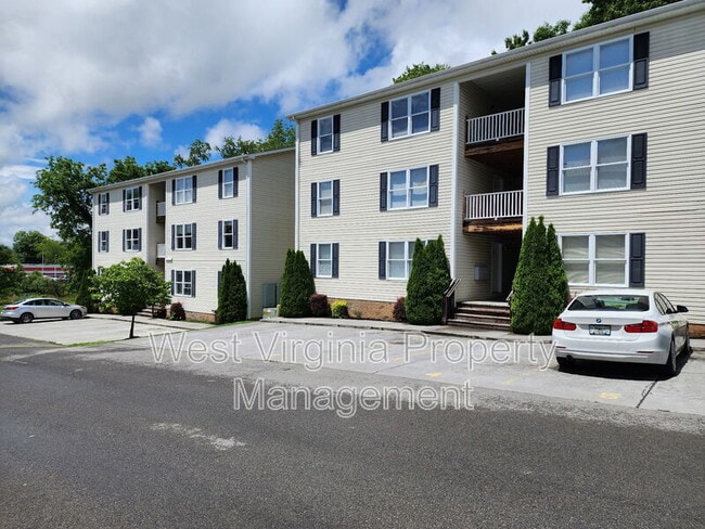 property at 210 Cardinal Wy