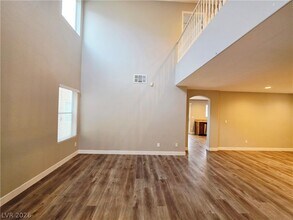 8327 Fort Hallock Ave in Las Vegas, NV - Building Photo - Building Photo