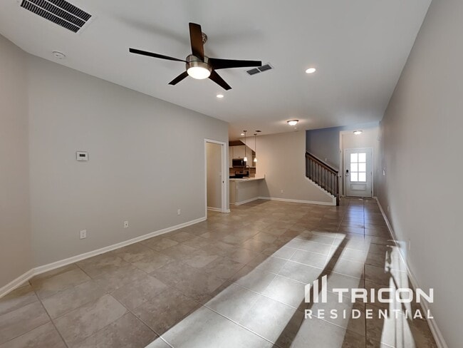 187 Charlie Way in St. Augustine, FL - Foto de edificio - Building Photo