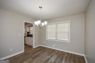 6950 Carleen Ct in Stonecrest, GA - Building Photo - Building Photo