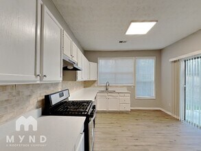 2587 Riverwood Spring in Ellenwood, GA - Building Photo - Building Photo