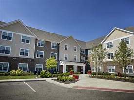 Maple Brook at Golden Pond West Apartamentos