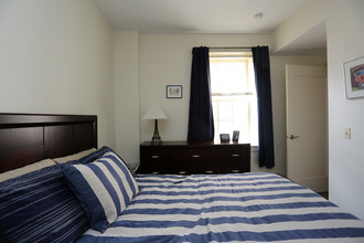 Algonquin Apartments in Baltimore, MD - Building Photo - Interior Photo