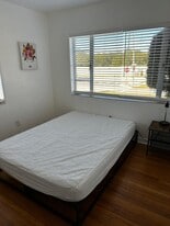 2014 Newman St, Unit 1 in Orlando, FL - Building Photo