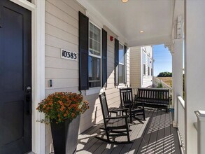 10383 E 58th Ave in Denver, CO - Building Photo - Building Photo
