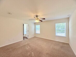 4679 Apple Field Way in Milton, FL - Building Photo - Building Photo