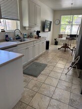 9137 Arbol del Rosal Way in Atascadero, CA - Building Photo - Building Photo