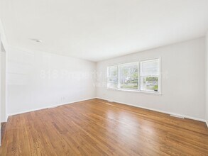 7800 E 91 St in Kansas City, MO - Building Photo - Building Photo