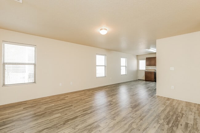 7002 Heathers Way in San Antonio, TX - Building Photo - Building Photo