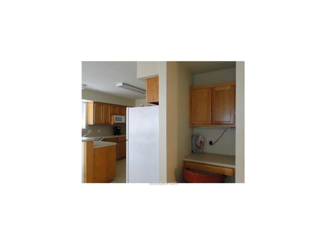 3315 Forestwood Dr in Bryan, TX - Building Photo - Building Photo