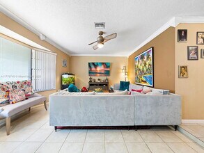 5009 SW 104th Ave in Cooper City, FL - Building Photo - Building Photo