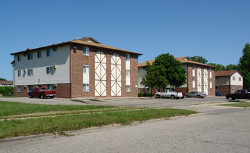 Bardaville Apartments in Lansing, MI - Building Photo - Building Photo