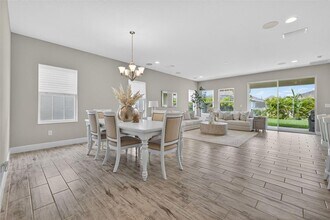 5532 Del Coronado Dr in Apollo Beach, FL - Building Photo - Building Photo