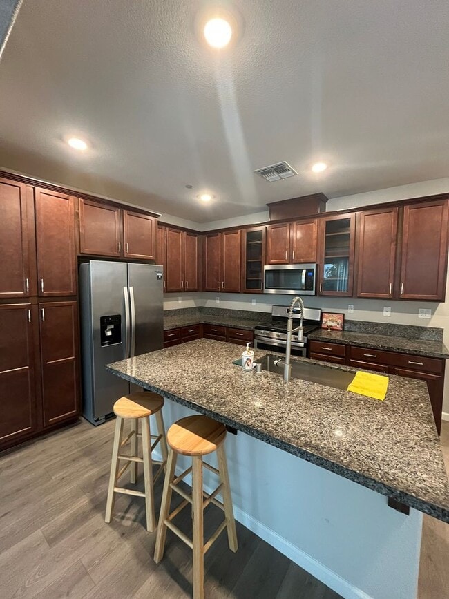 2466 Buzz Aldrin Way in Sacramento, CA - Building Photo - Building Photo