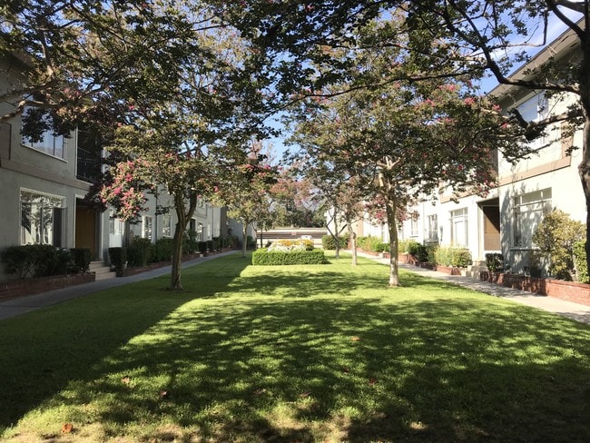 613 E Washington Blvd, Unit 1