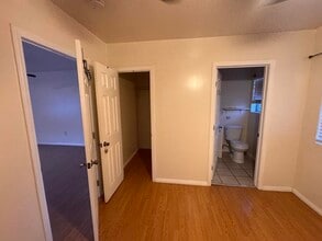 2131 La Paloma Ave, Unit B in Alhambra, CA - Building Photo - Building Photo