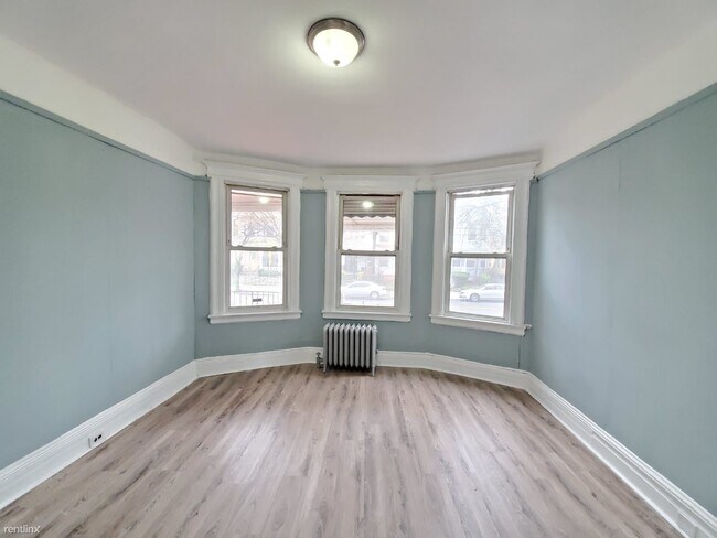 45 Treacy Ave in Newark, NJ - Building Photo - Building Photo