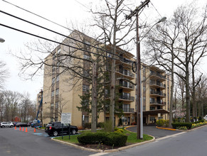 Chestnut Place Condos in Cherry Hill, NJ - Building Photo - Building Photo