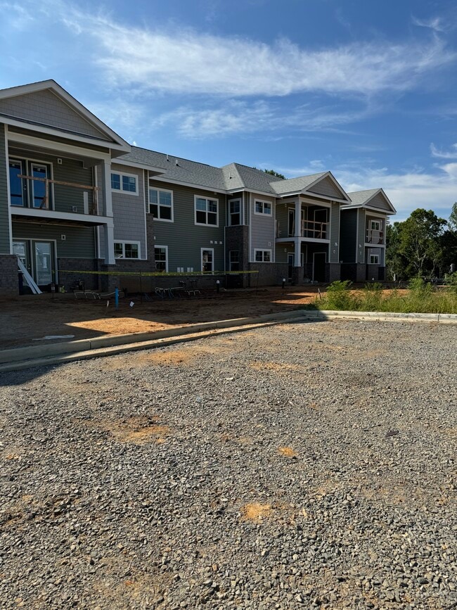 STATESIDE LANDING AT ROANOKE in Roanoke Rapids, NC - Building Photo - Building Photo