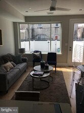 1008 S 17th St in Philadelphia, PA - Foto de edificio - Building Photo