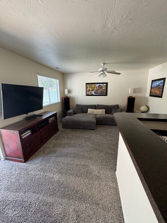 841 E Arcadia Green Way in Salt Lake City, UT - Building Photo