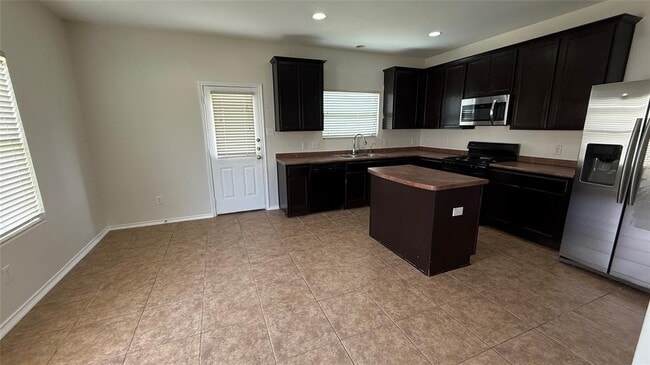 1204 Reagan Wells Dr in Hutto, TX - Building Photo - Building Photo
