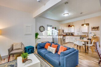 1811 Quincy St NE in Minneapolis, MN - Building Photo - Building Photo
