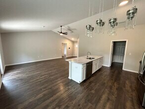 3160 Vaccari Ct in Crestview, FL - Building Photo - Building Photo