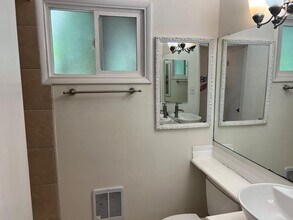 508B Spring St in Sausalito, CA - Building Photo - Building Photo