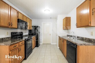 6549 Black Antler Dr in Indianapolis, IN - Foto de edificio - Building Photo