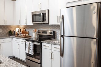 Parc at Wesley Chapel in Wesley Chapel, FL - Building Photo - Building Photo