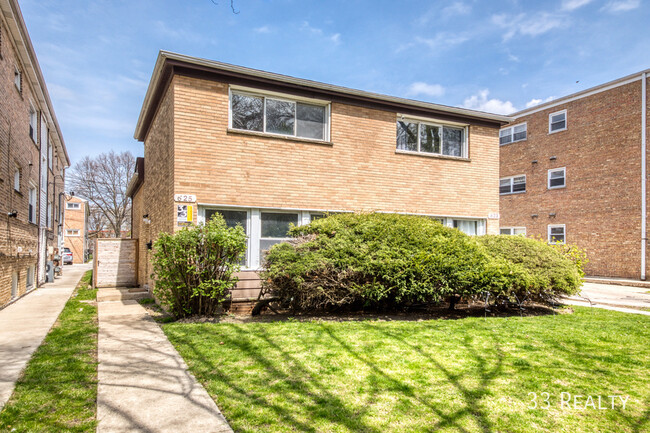 property at 625 Case Pl
