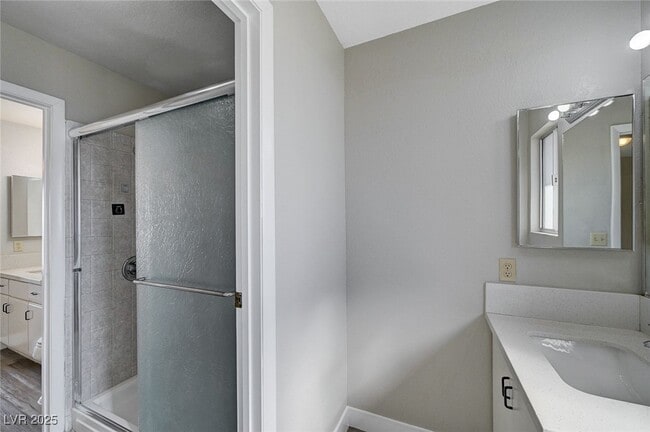 property at 527 Kristin Ln