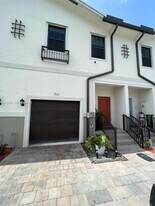 711 SW 11th St in Florida City, FL - Building Photo