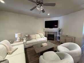 2111 10th St in Lubbock, TX - Building Photo - Building Photo