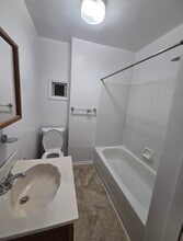 7 Bridle Path Ln, Unit Feasterville Apartment in Feasterville-Trevose, PA - Building Photo - Building Photo