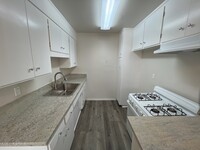 437 W Glenoaks Blvd, Unit 8 photo'