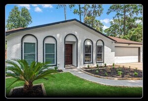 10304 Sunset Ln in Conroe, TX - Building Photo