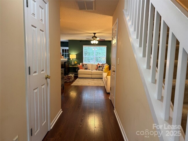 8763 Robinson Forest Dr in Charlotte, NC - Building Photo - Building Photo