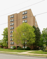 Warrensville Community Apartments in Cleveland Heights, OH - Building Photo - Building Photo