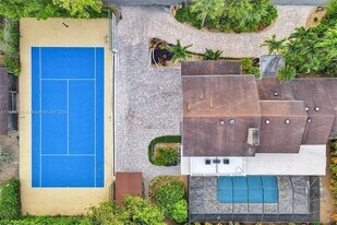 2120 SW 28th Way in Fort Lauderdale, FL - Building Photo