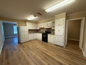 616 Ashland Dr in Dothan, AL - Building Photo - Building Photo