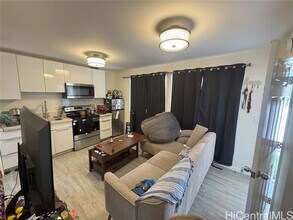 1206 Laukahi St in Honolulu, HI - Building Photo - Building Photo