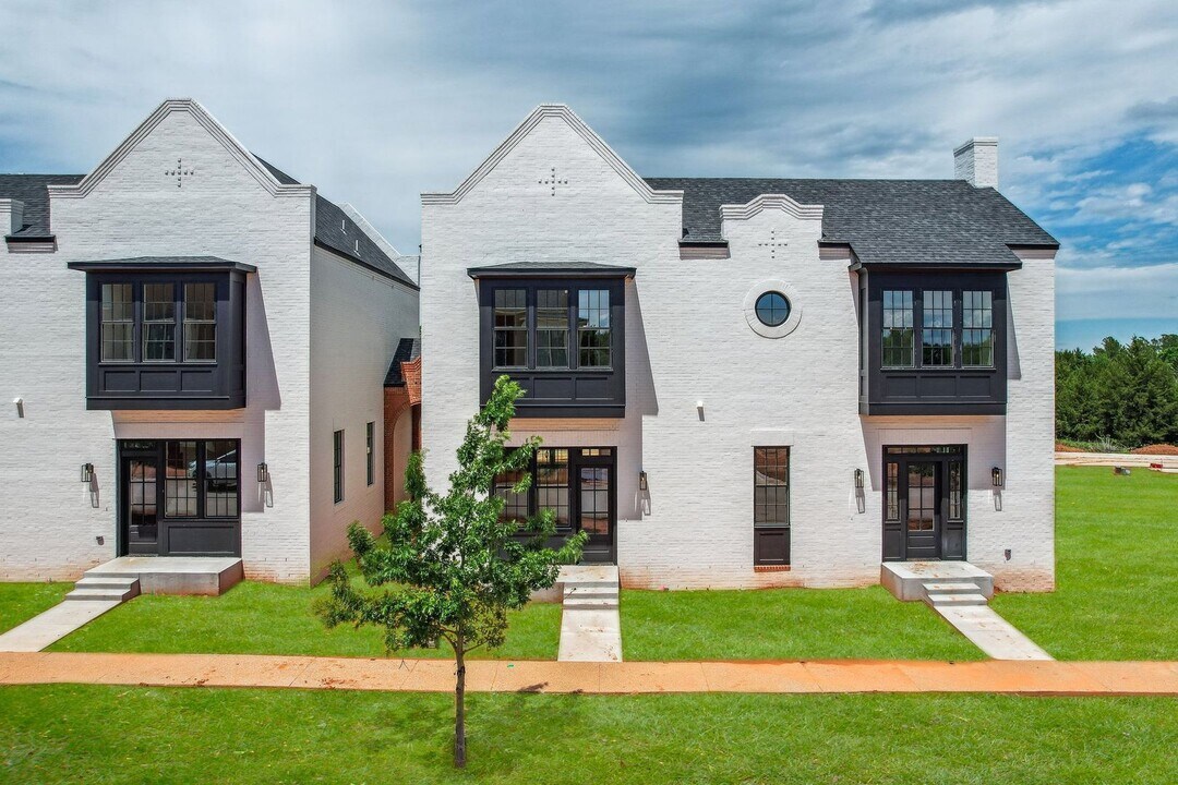 18829 Selah Wy in Norman, OK - Building Photo